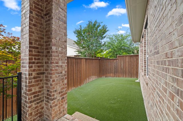 11321 Sanabel Drive, Dallas, TX 75218