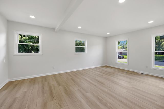 2453 Pierson Drive, Lexington, KY 40505