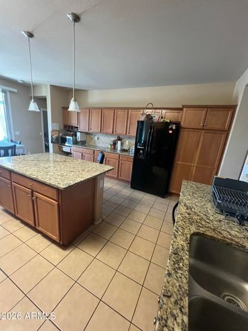6817 W Melody Drive W, Laveen, AZ 85339