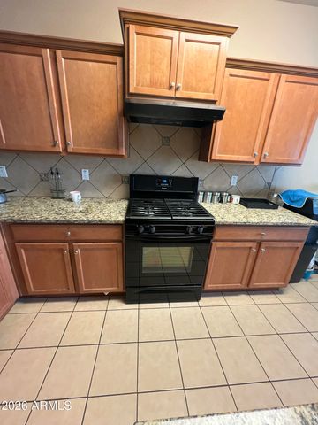 6817 W Melody Drive W, Laveen, AZ 85339