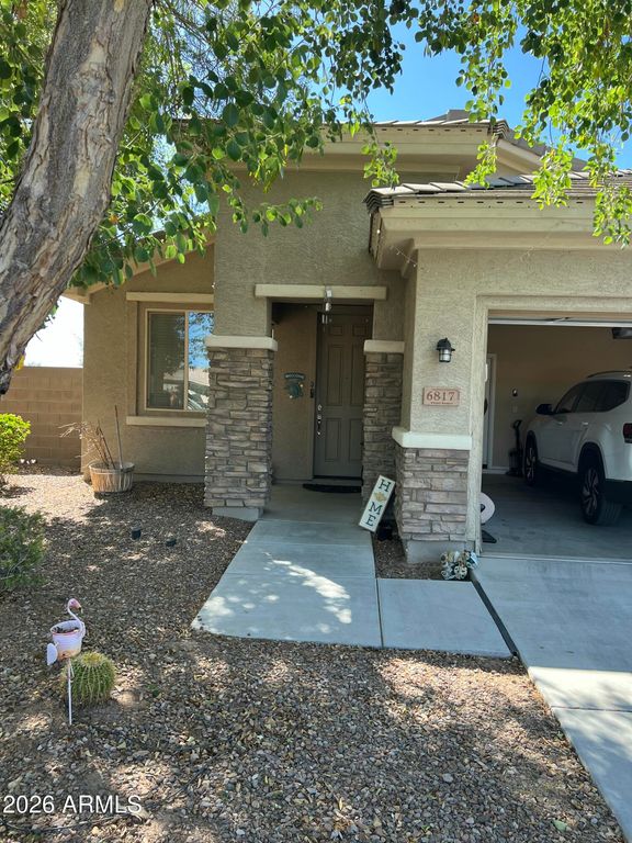 6817 W Melody Drive W, Laveen, AZ 85339