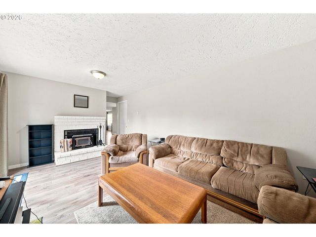 2403 Ne 92ND Ave, Vancouver, WA 98662