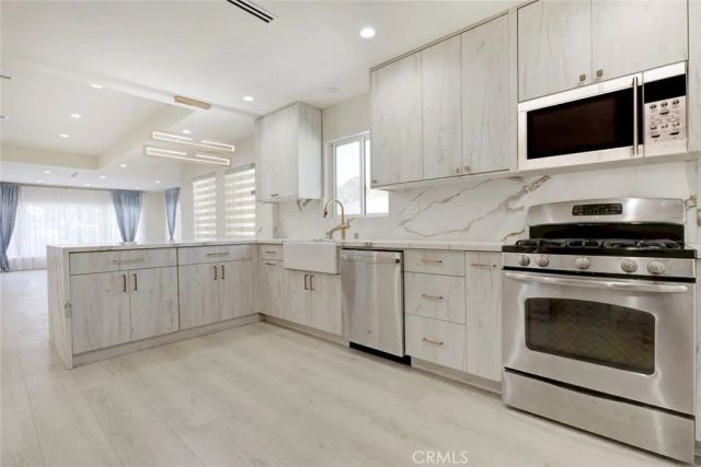 10918 Mount Gleason Avenue, Tujunga, CA 91042