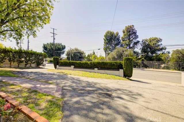 10918 Mount Gleason Avenue, Tujunga, CA 91042