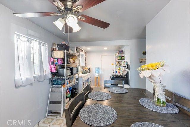 6000 Vinevale, Maywood, CA 90270