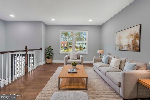 328 BEAGHAN DR, Glen Burnie, MD 21060