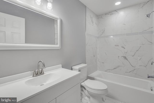 328 BEAGHAN DR, Glen Burnie, MD 21060