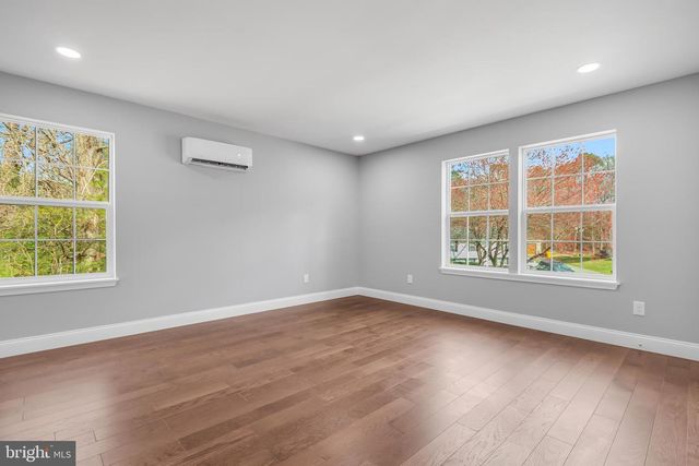 328 BEAGHAN DR, Glen Burnie, MD 21060