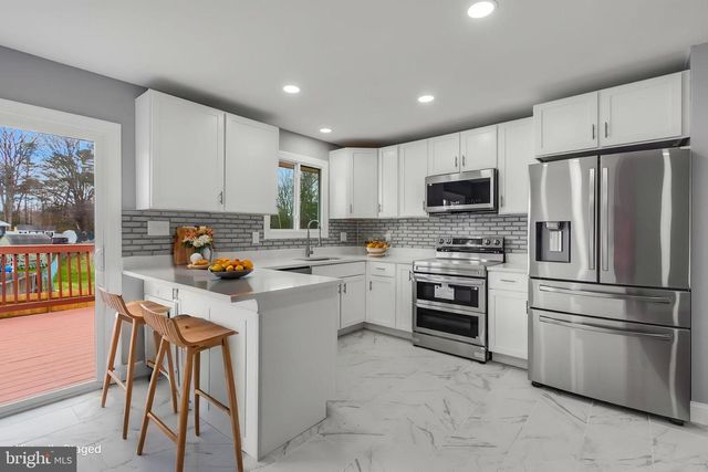 328 BEAGHAN DR, Glen Burnie, MD 21060