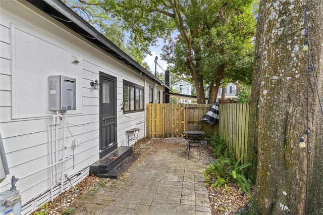 12 N FOREST AVENUE, Orlando, FL 32803