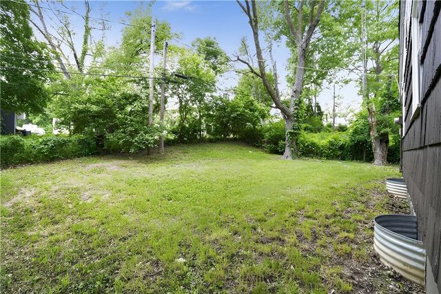 7801 E 48th Street, Kansas City, MO 64129