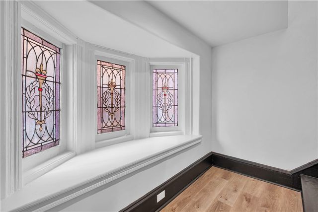 3219 Kennett Sq, Oakland, PA 15213