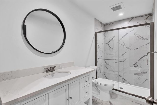 3219 Kennett Sq, Oakland, PA 15213