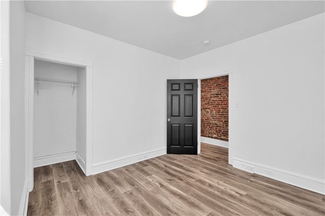 3219 Kennett Sq, Oakland, PA 15213