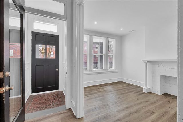 3219 Kennett Sq, Oakland, PA 15213
