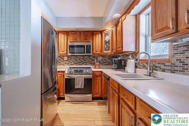 30 Shortridge Road, Penn Forest Twp, PA 18210