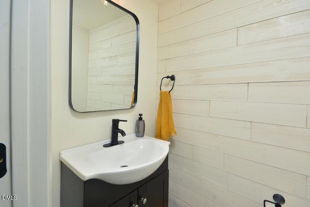 600 Trail 3, Burlington, NC 27215