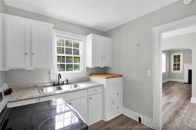 216 Hawthorne Road, Fayetteville, NC 28301