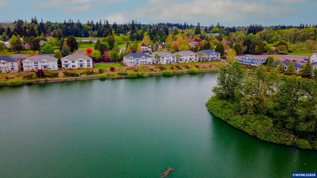 332 Crystal Springs Ln N, Keizer, OR 97303
