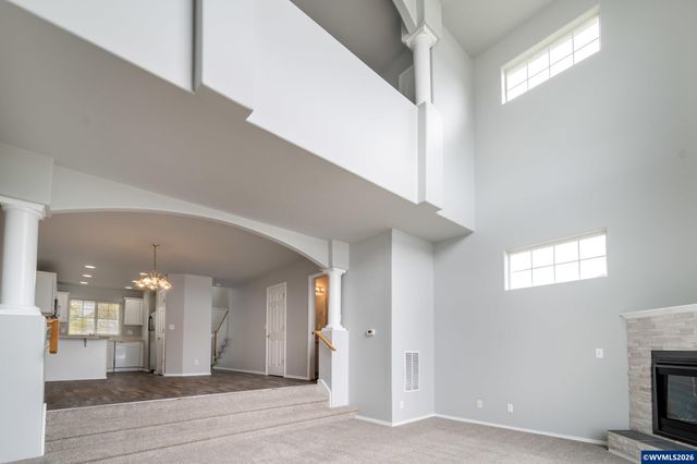332 Crystal Springs Ln N, Keizer, OR 97303