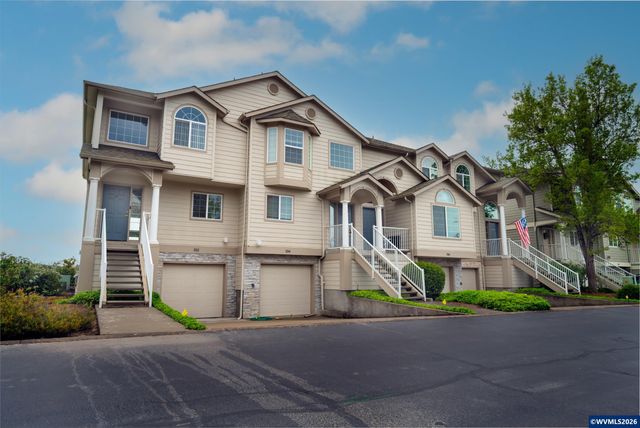 332 Crystal Springs Ln N, Keizer, OR 97303