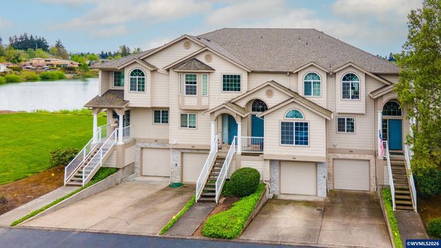 332 Crystal Springs Ln N, Keizer, OR 97303
