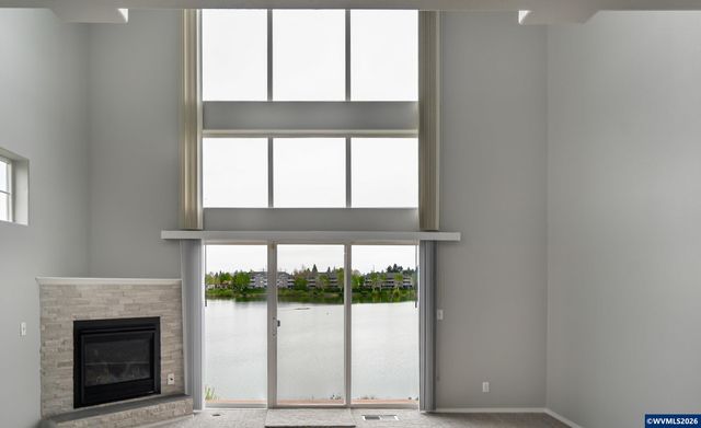 332 Crystal Springs Ln N, Keizer, OR 97303