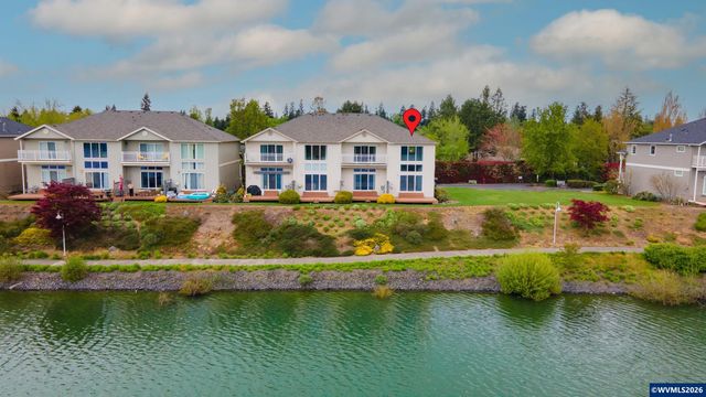 332 Crystal Springs Ln N, Keizer, OR 97303