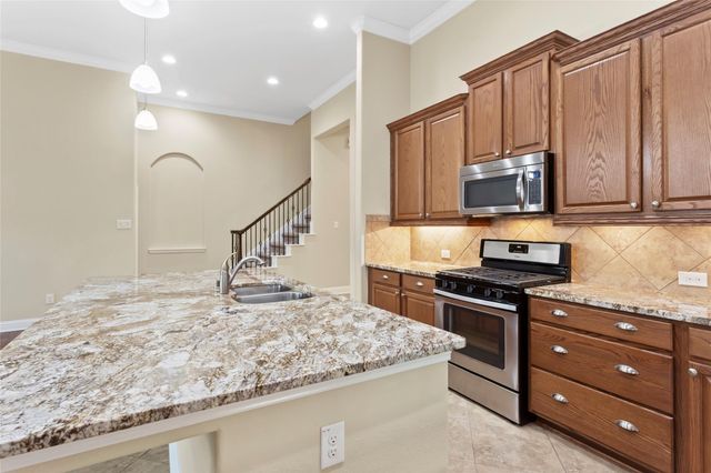 1219 Lazy Springs Lane, Pearland, TX 77581