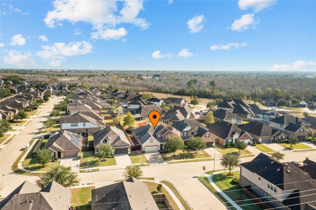1219 Lazy Springs Lane, Pearland, TX 77581