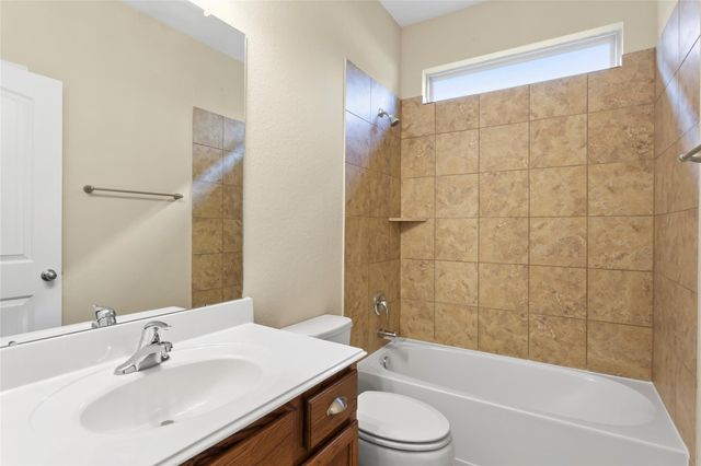 1219 Lazy Springs Lane, Pearland, TX 77581