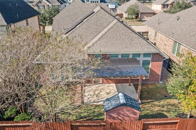 1219 Lazy Springs Lane, Pearland, TX 77581