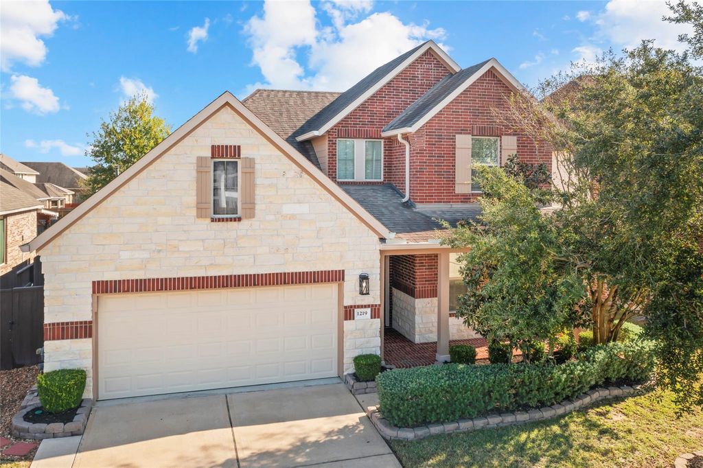 1219 Lazy Springs Lane, Pearland, TX 77581