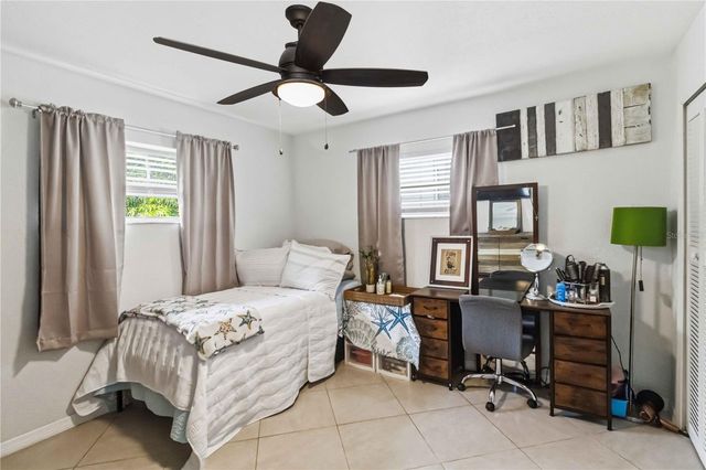 1004 SPINDLE PALM WAY, Apollo Beach, FL 33572
