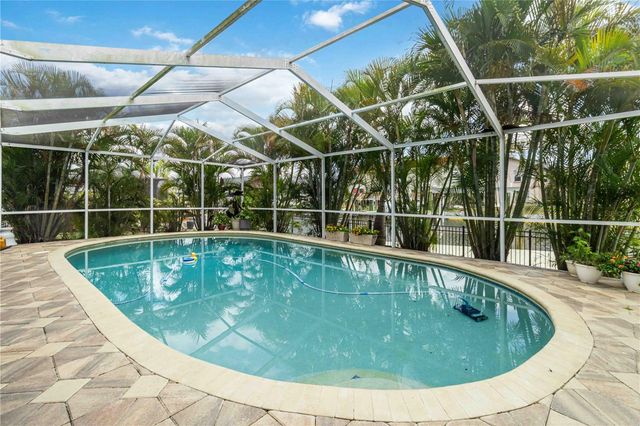 1004 SPINDLE PALM WAY, Apollo Beach, FL 33572