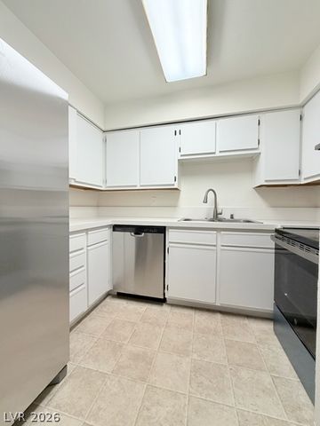 3151 Soaring Gulls Drive 2016, Las Vegas, NV 89128