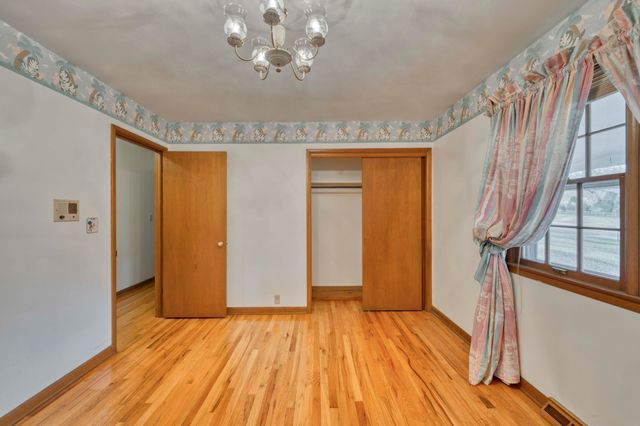 4152 E Cherry Crest Lane, Springfield, MO 65809