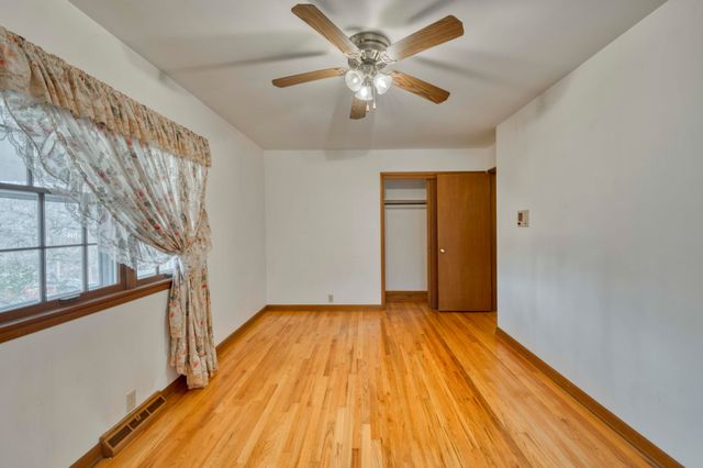 4152 E Cherry Crest Lane, Springfield, MO 65809