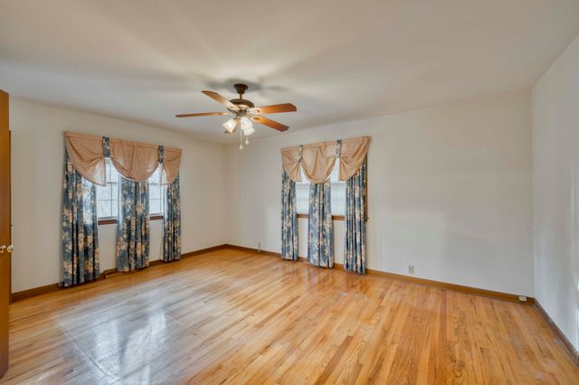 4152 E Cherry Crest Lane, Springfield, MO 65809