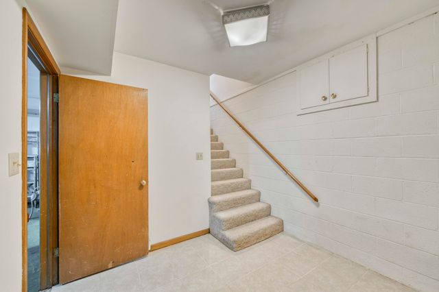 4152 E Cherry Crest Lane, Springfield, MO 65809