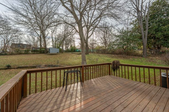 4152 E Cherry Crest Lane, Springfield, MO 65809