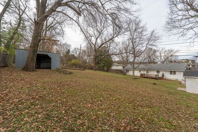 4152 E Cherry Crest Lane, Springfield, MO 65809