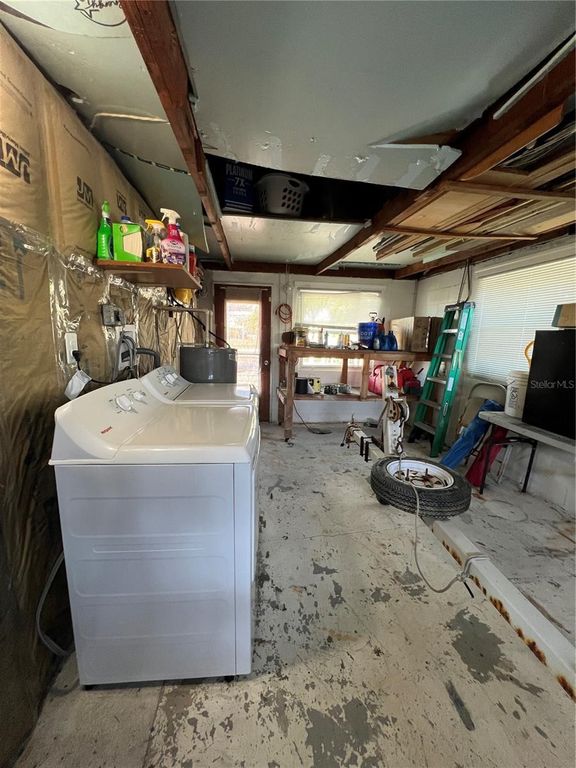 Image 20 of property listing at 2650 COCO PLUM DRIVE, Matlacha, FL 33993