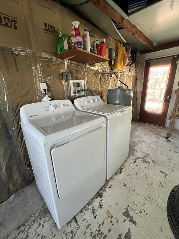 Image 22 of property listing at 2650 COCO PLUM DRIVE, Matlacha, FL 33993