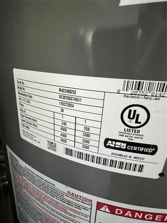 Image 42 of property listing at 2650 COCO PLUM DRIVE, Matlacha, FL 33993