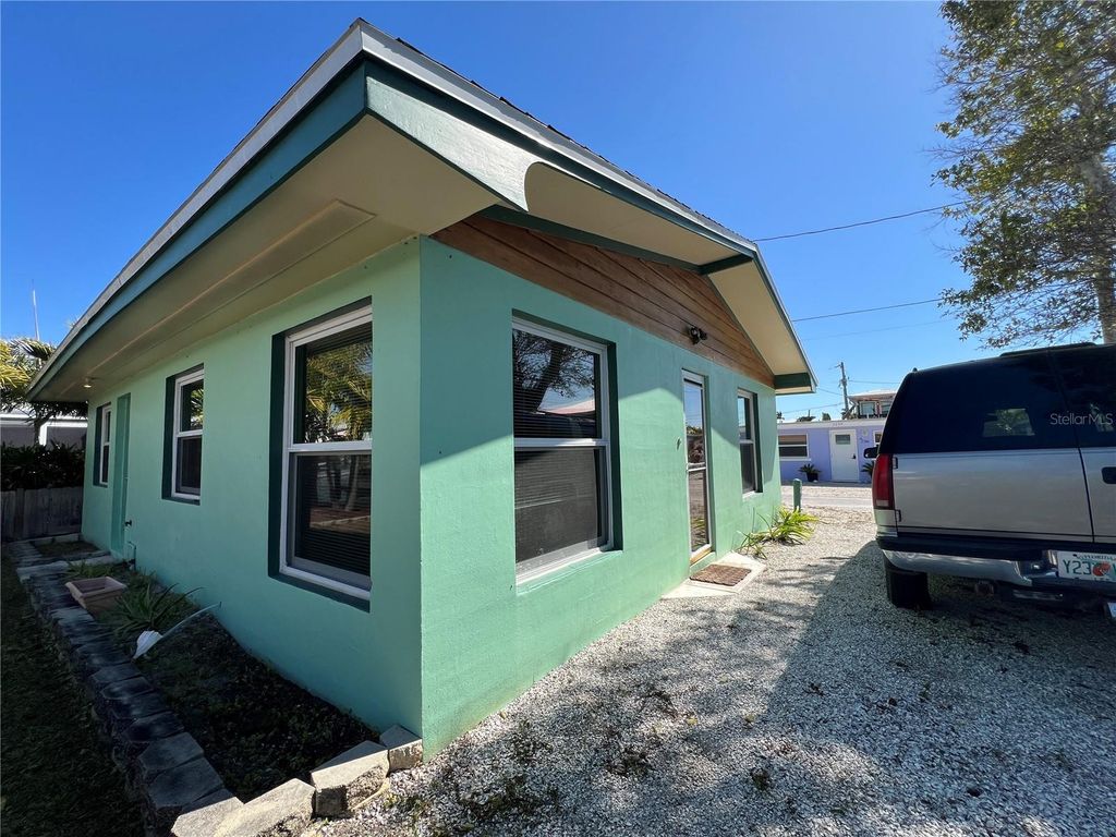 Image 49 of property listing at 2650 COCO PLUM DRIVE, Matlacha, FL 33993