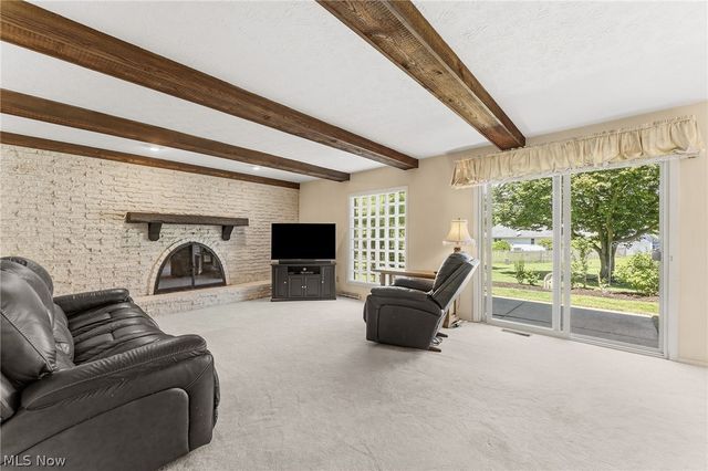 18101 Fern Canyon Drive, Strongsville, OH 44136