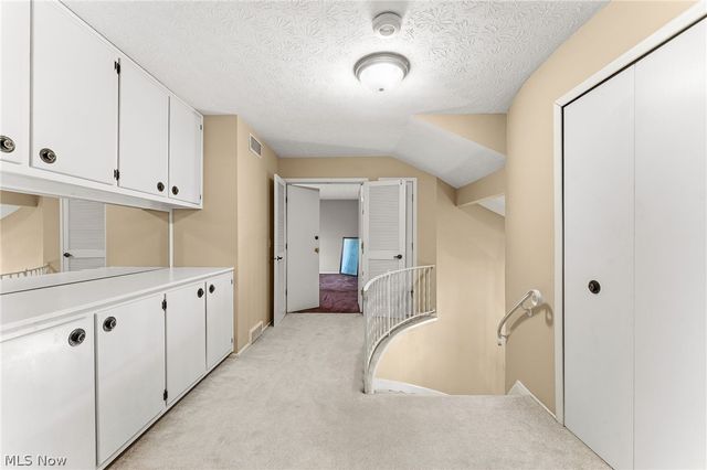 18101 Fern Canyon Drive, Strongsville, OH 44136