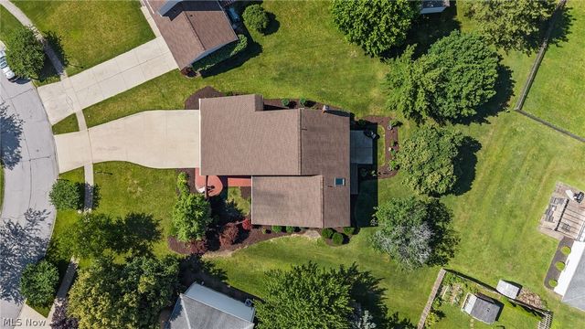 18101 Fern Canyon Drive, Strongsville, OH 44136
