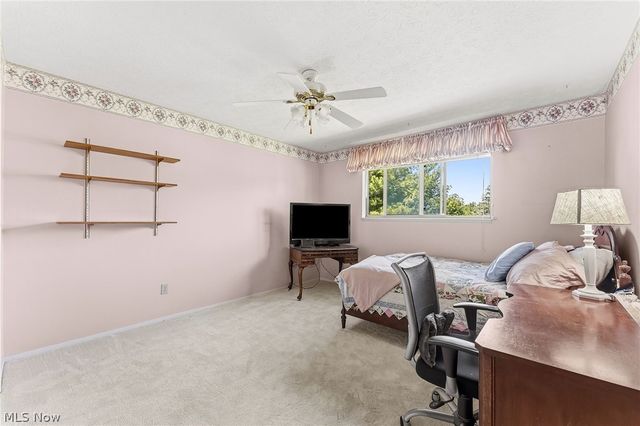 18101 Fern Canyon Drive, Strongsville, OH 44136